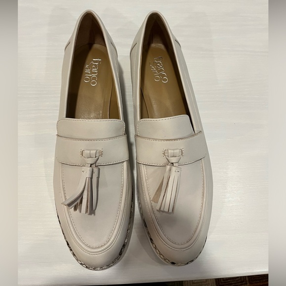 Cream Tasselled Loafers - Picture 6 of 8